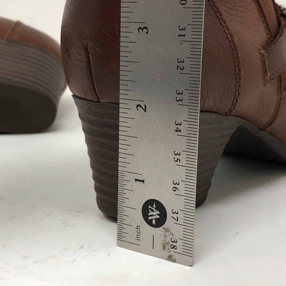 Clarks Womens 7 Valerie May Ankle Booties Brown Leather Strap Comfort Heel - Picture 9 of 9